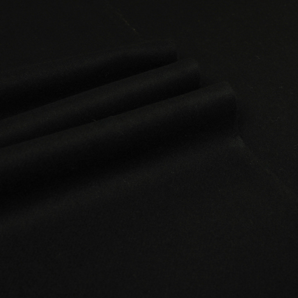 BLACK, PLAIN